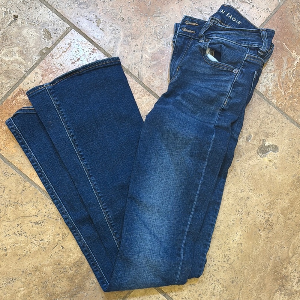American Eagle Outfitters Women’s Hi-Rise Artist Flare Jeans